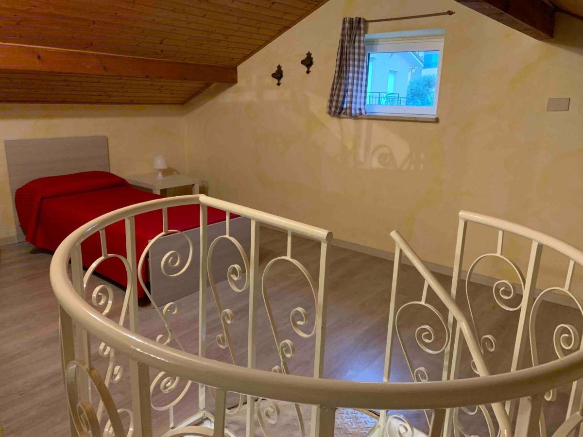 Residence Mare Verde Пьетра-Лигуре Экстерьер фото